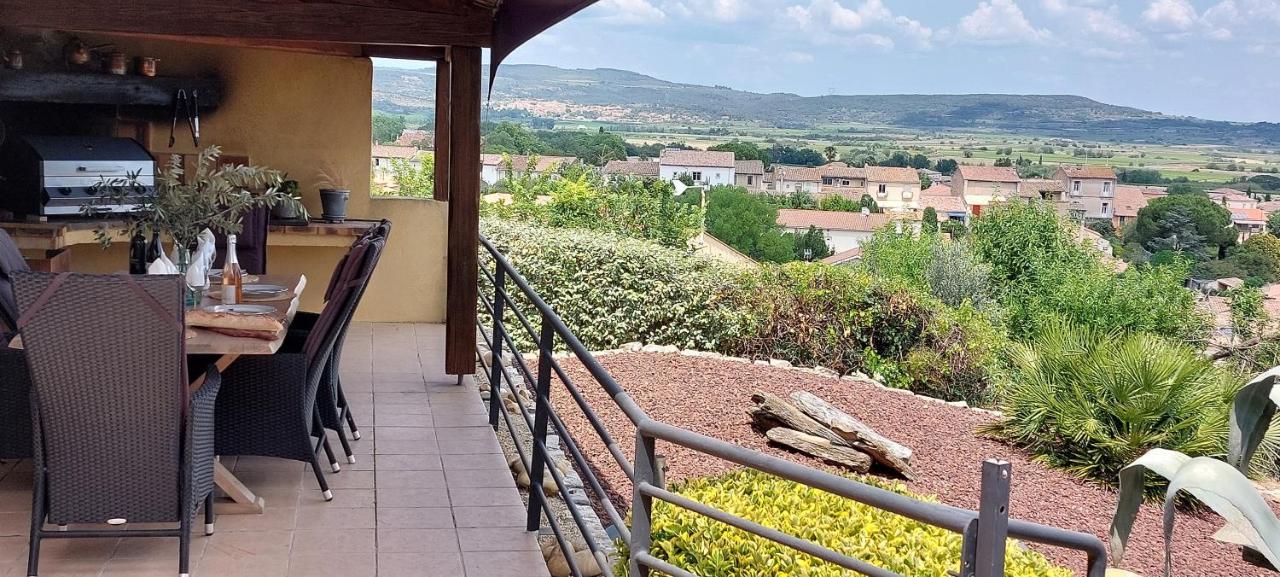 Beautiful Villa With A Stunning View Roujan Exterior photo