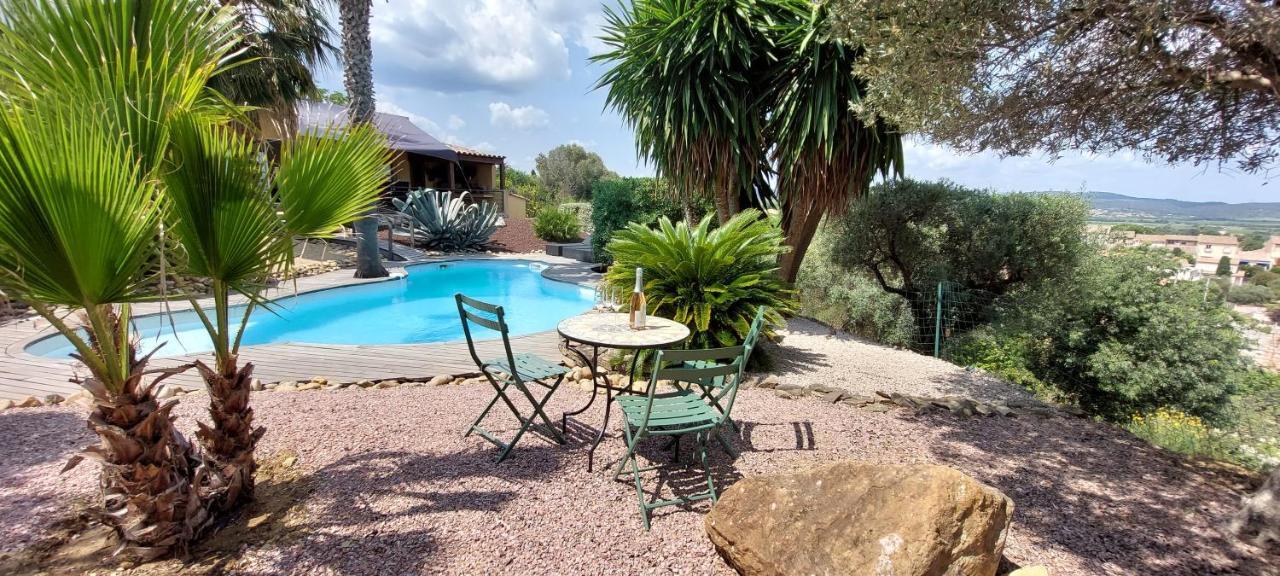 Beautiful Villa With A Stunning View Roujan Exterior photo